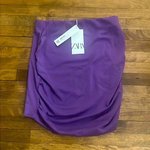 Purple gathered Zara mini - Picture 1 of 3